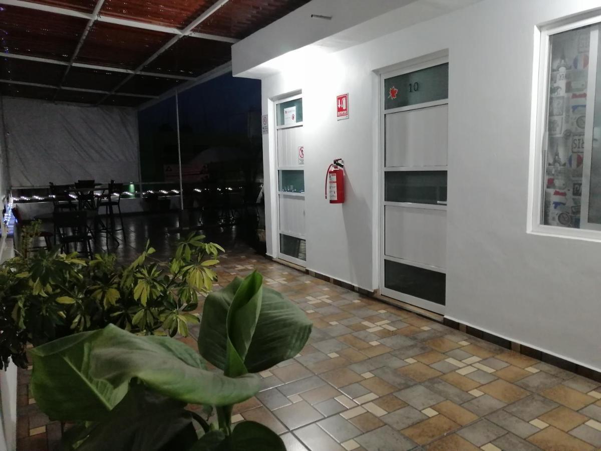 Hostal Maple Querétaro Buitenkant foto