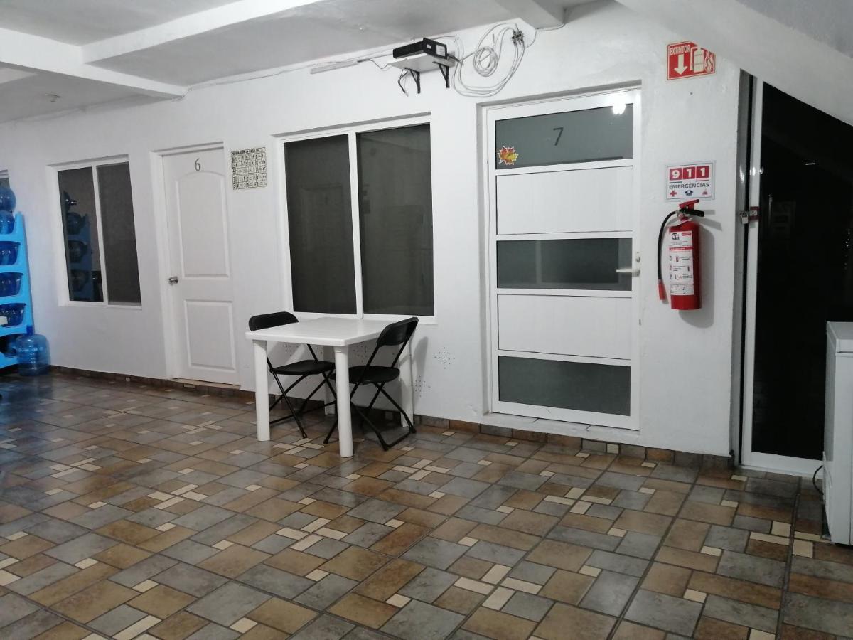 Hostal Maple Querétaro Buitenkant foto